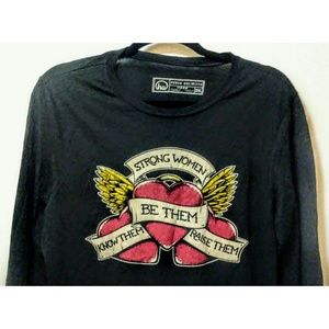 New! ❤STRONG WOMEN❤ LONG SLEEVED BLACK T-SHIRT.